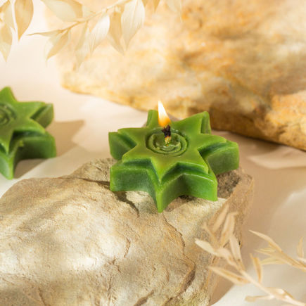 Świeca z wosku pszczelego