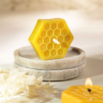 Świeca z wosku pszczelego