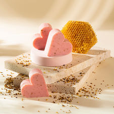 HT119. Mydło różane