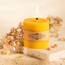 S078 N Świeca z wosku pszczelego